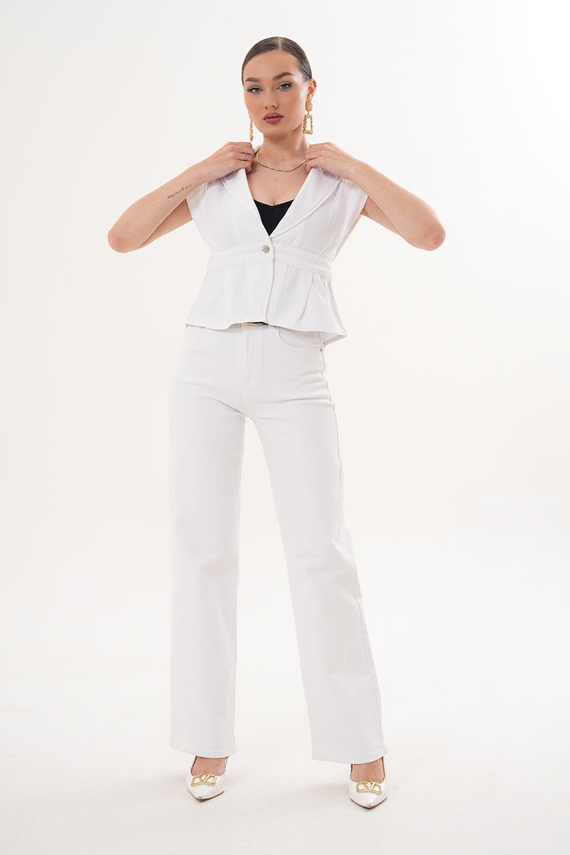 Beyaz İspanyol Paça Kemer Detaylı Jean