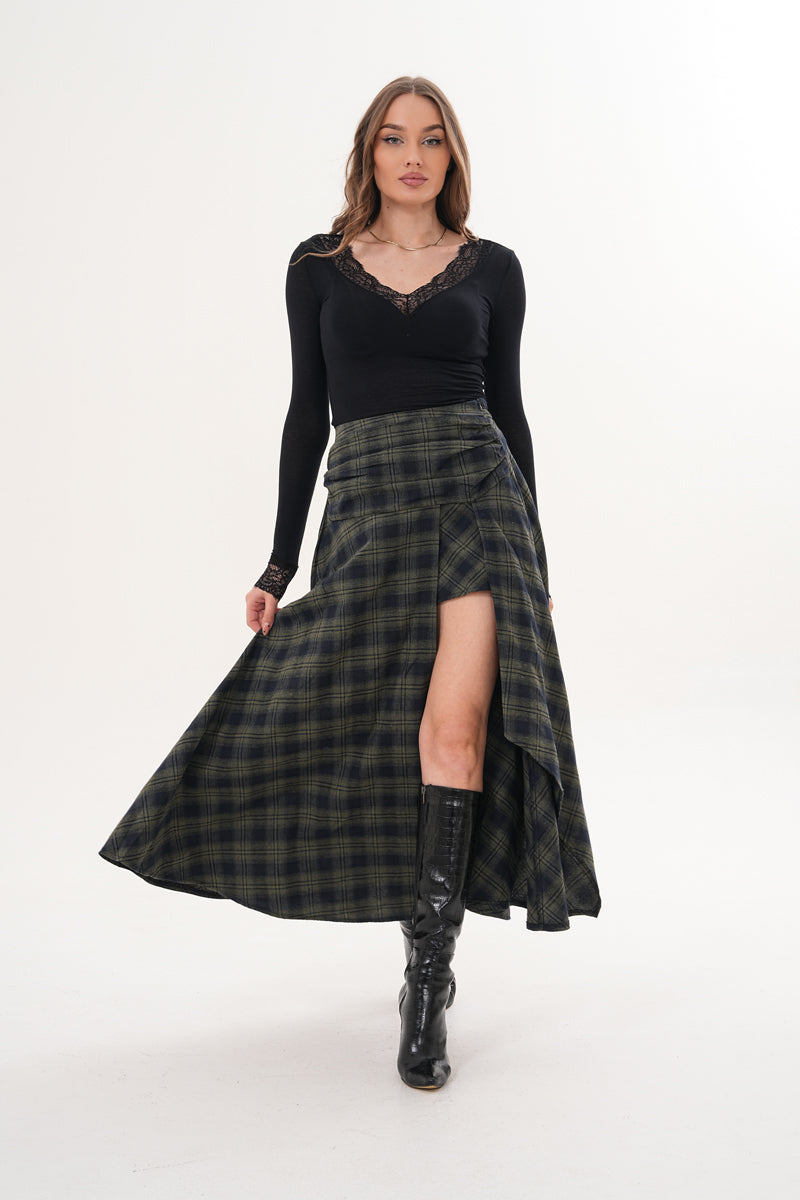 Yeşil Piliseli Yırtmaçlı Pötikare Desenli Etek