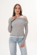 Omzu Açık Atletli Gri Renk Bluz