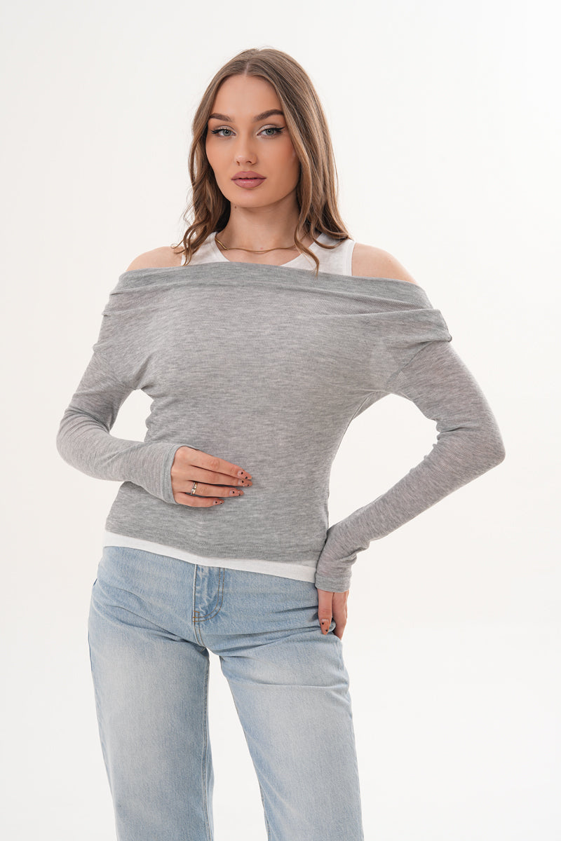 Omzu Açık Atletli Gri Renk Bluz
