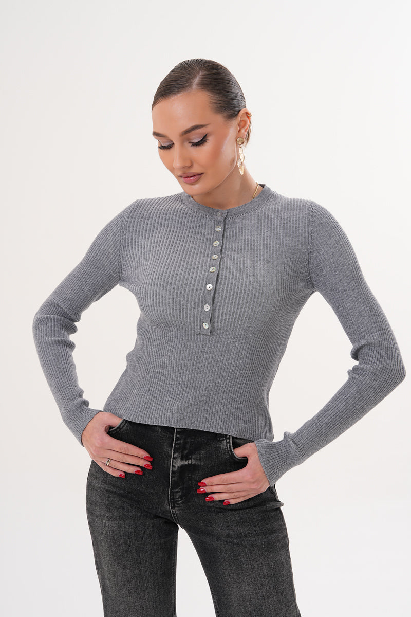 Gri Ön Düğme Detaylı Triko Kazak