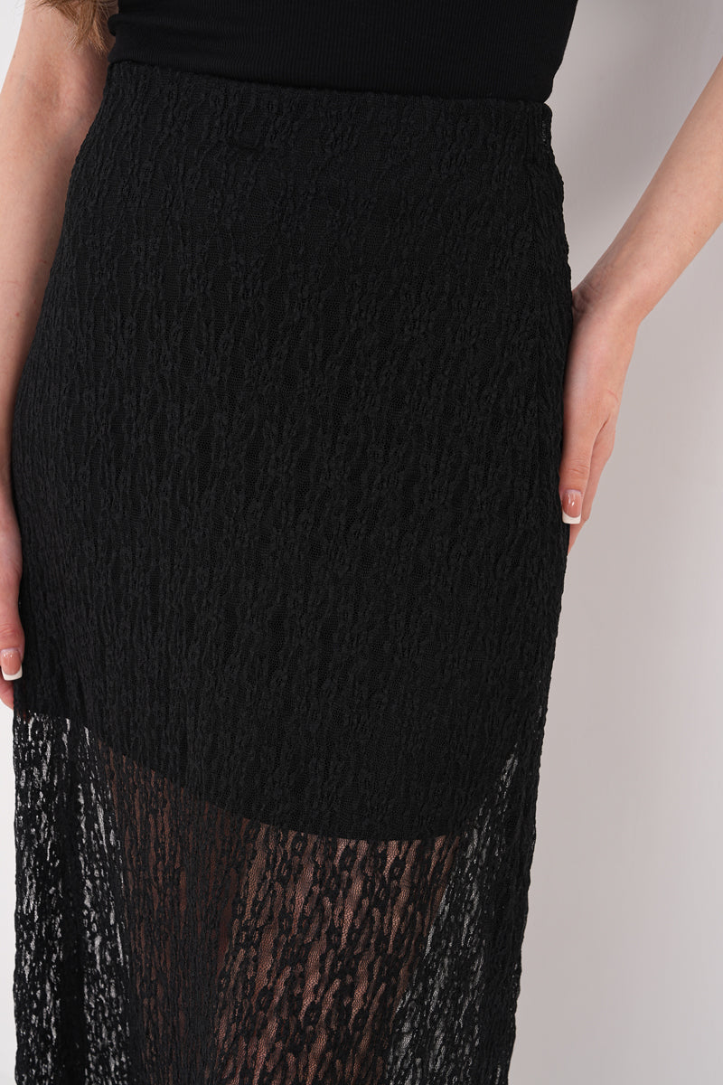 Siyah Dantelli Uzun Etek