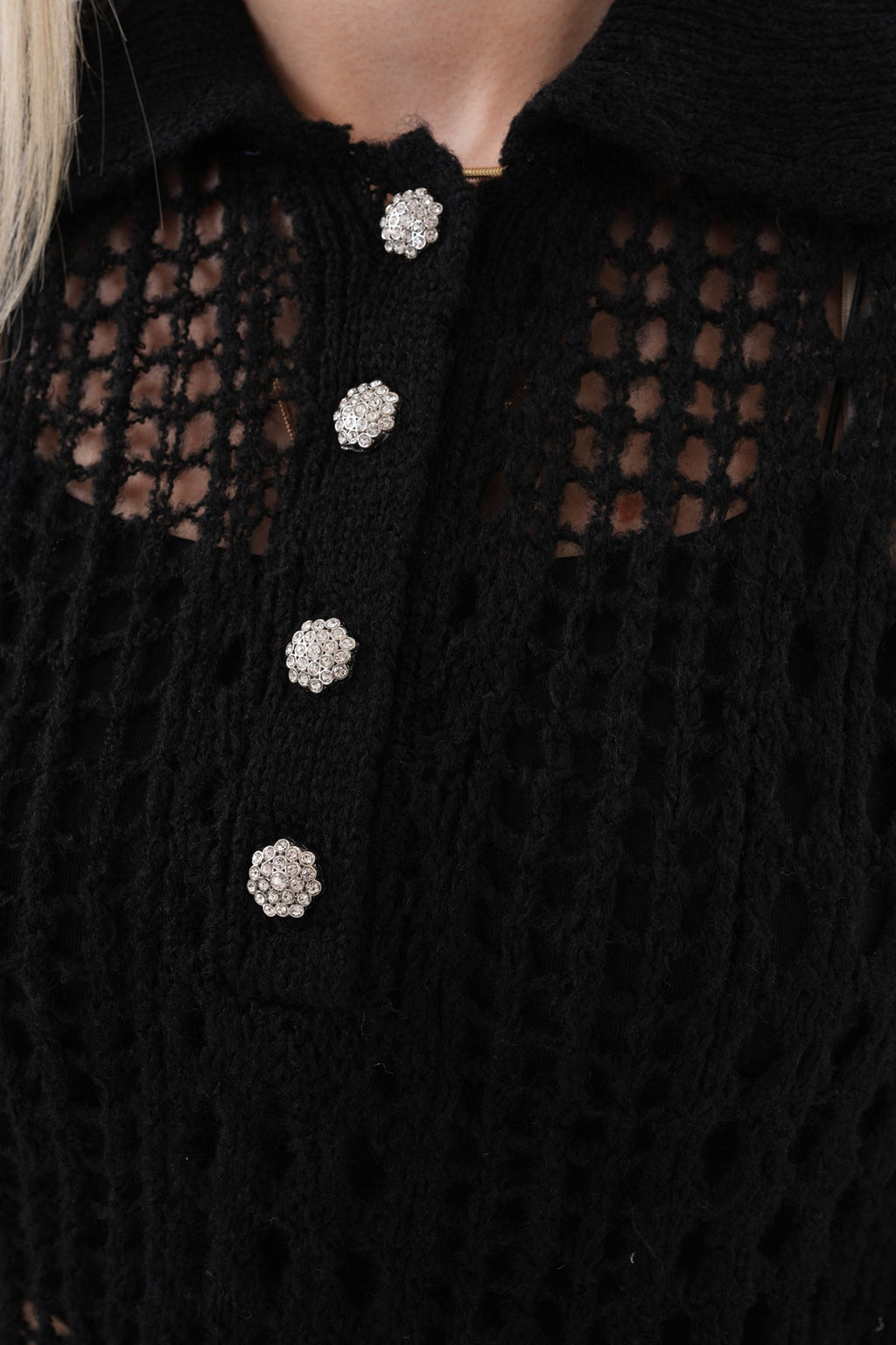 Siyah Örme Düğme Detaylı Triko Kazak