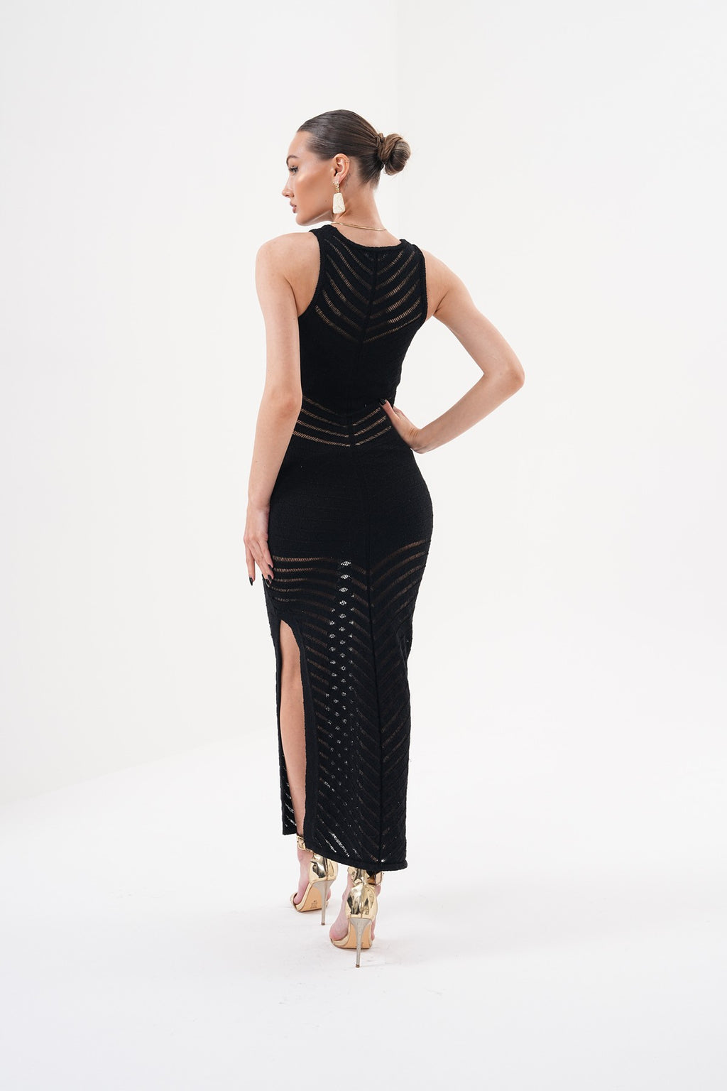 Siyah Bisiklet Yaka Transparan Maxi Elbise