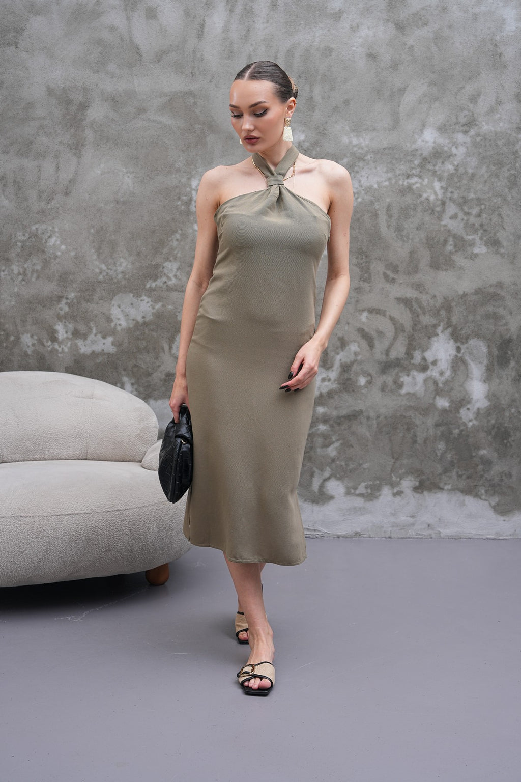 Haki Renk Boyundan Bağlama Midi Elbise