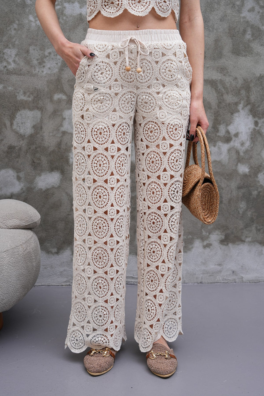 Krem Rengi Güpürlü Örme Pantolon