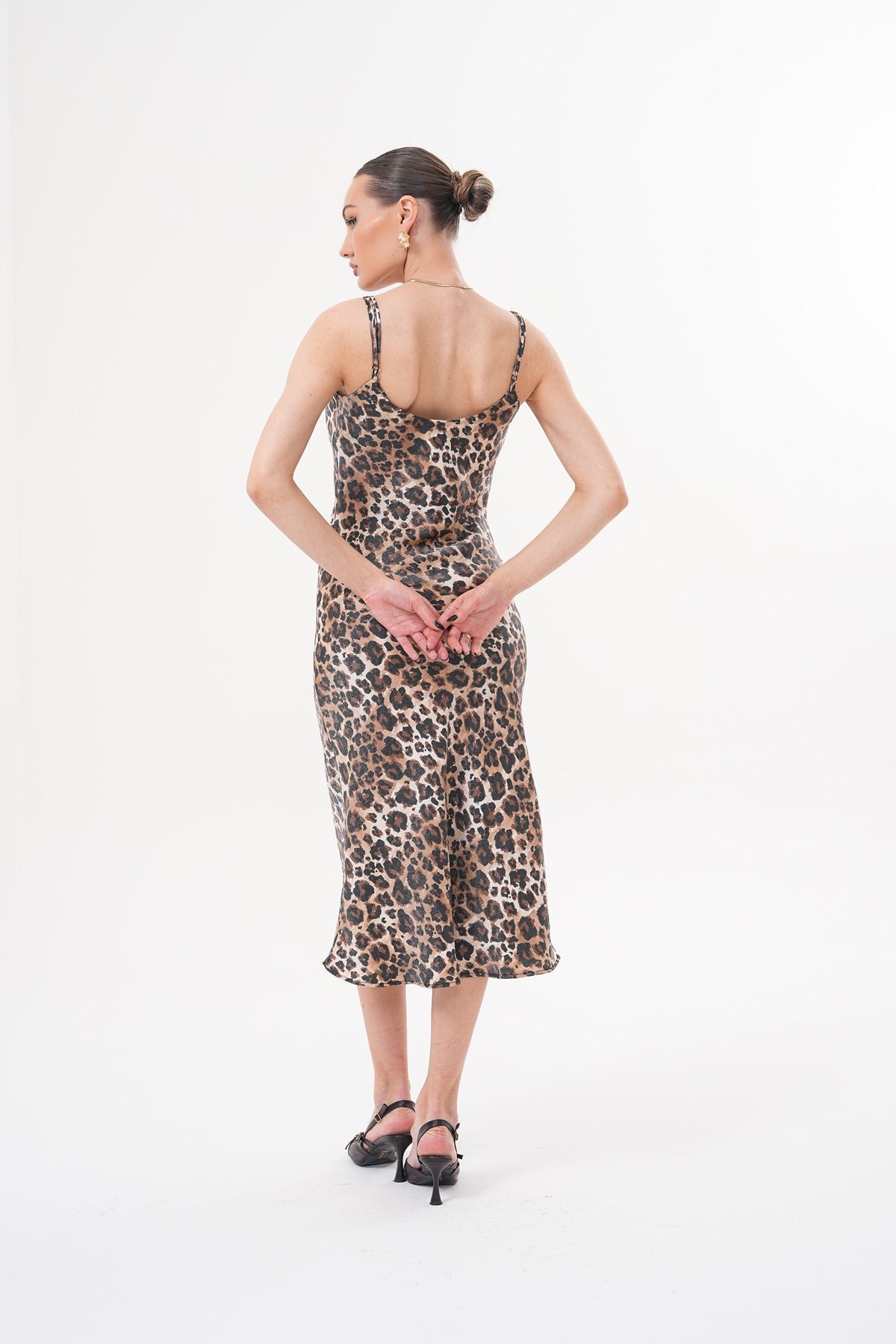 Leopar Desenli Degaje Yaka Saten Elbise