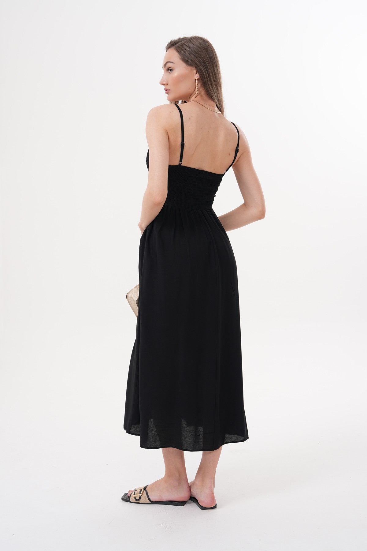 Siyah Göğüs Kuplu Askılı Elbise