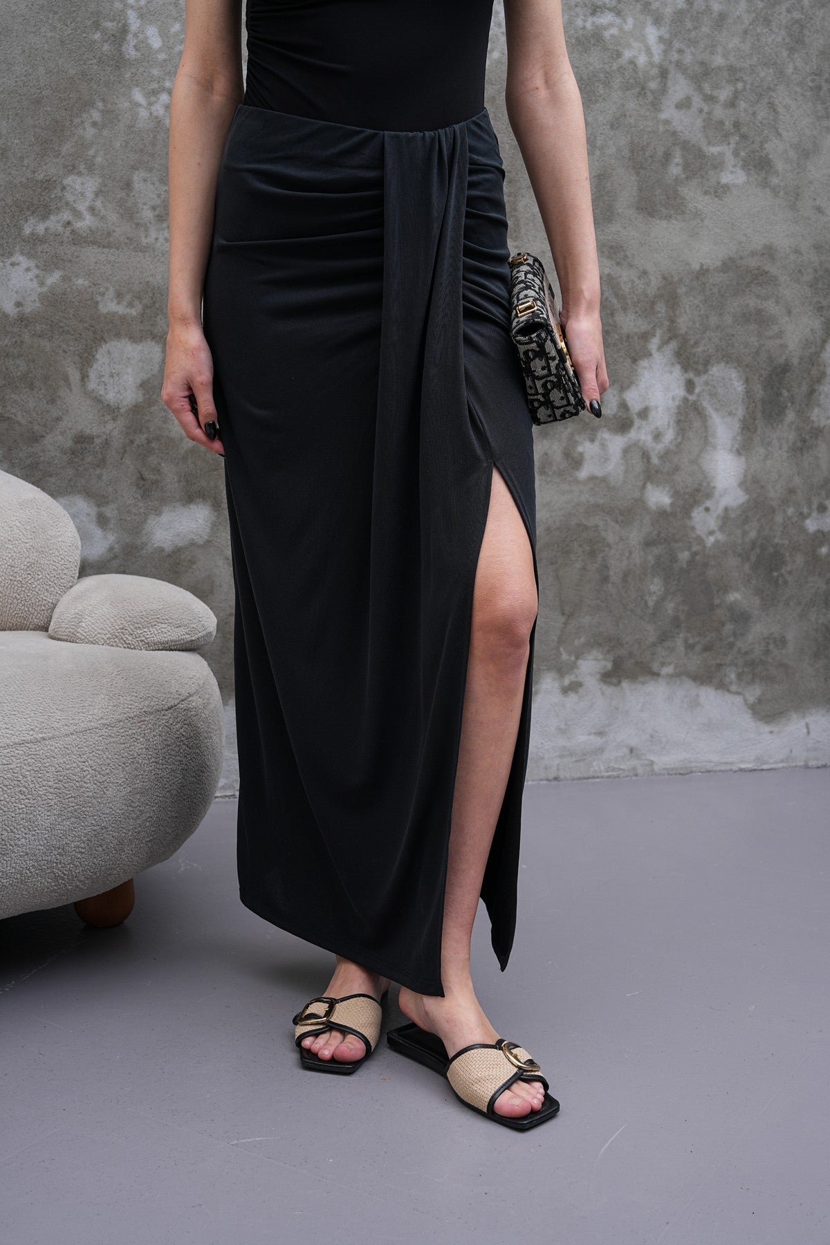 Tensel Kumaş Antrasit Yırtmaçlı Etek