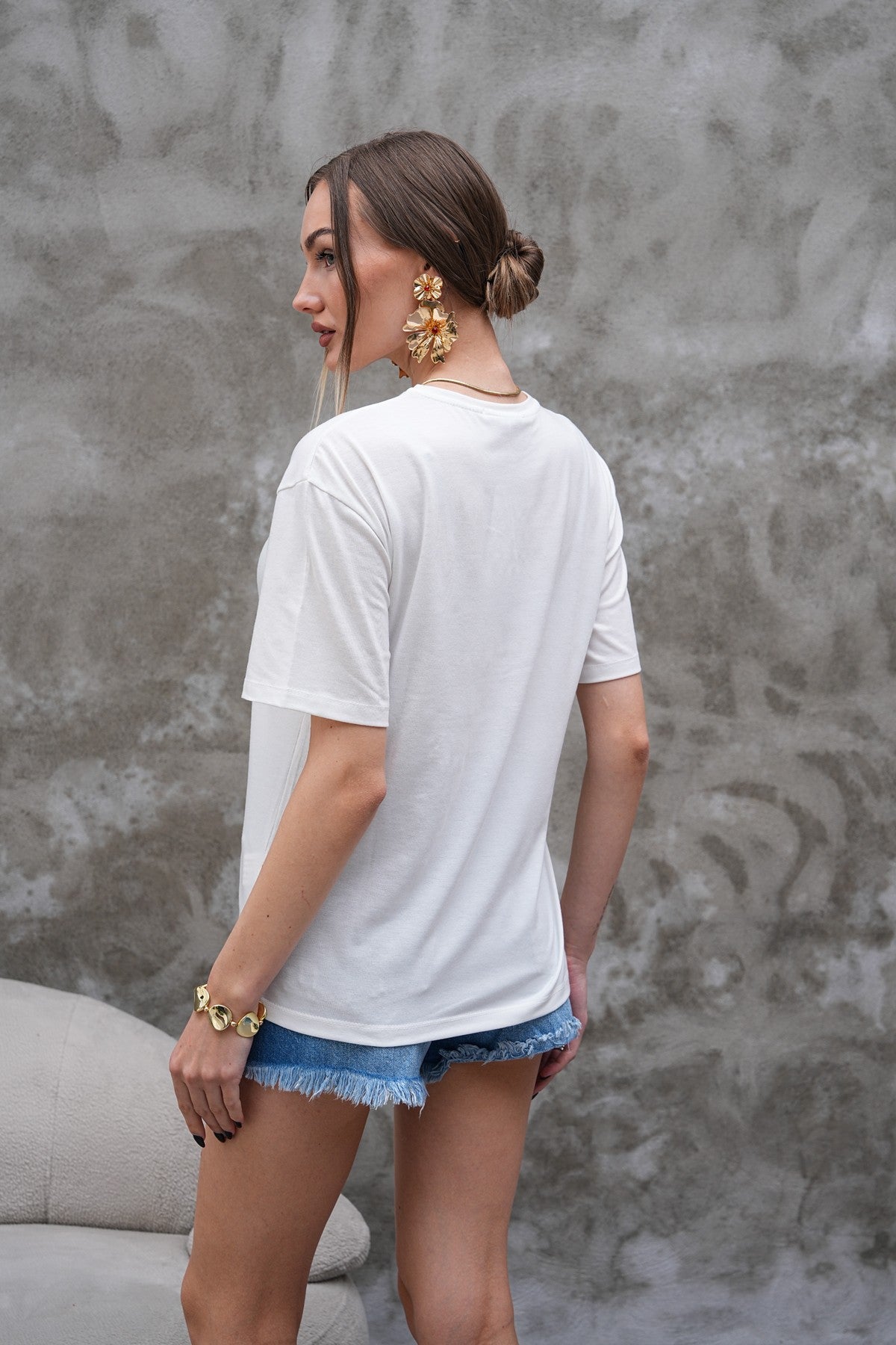 Beyaz Sarı Kalp Baskılı Tişört