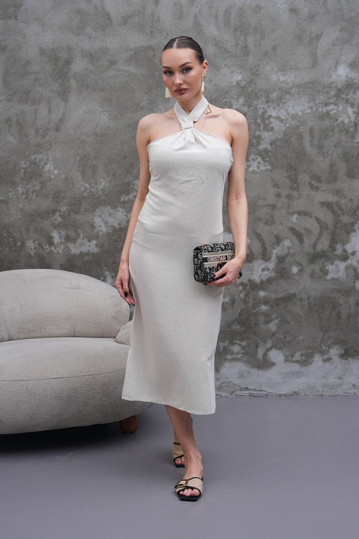 Bej Renk Keten Boyundan Bağlama Midi Elbise