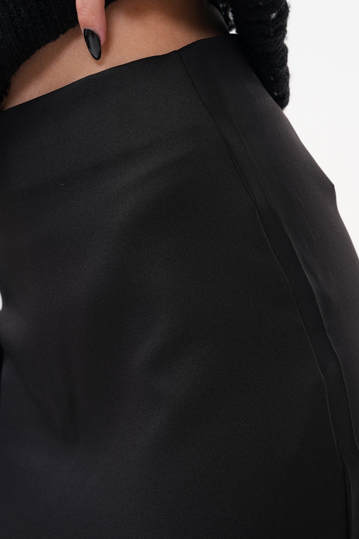 Siyah Mini Kumaş Etek