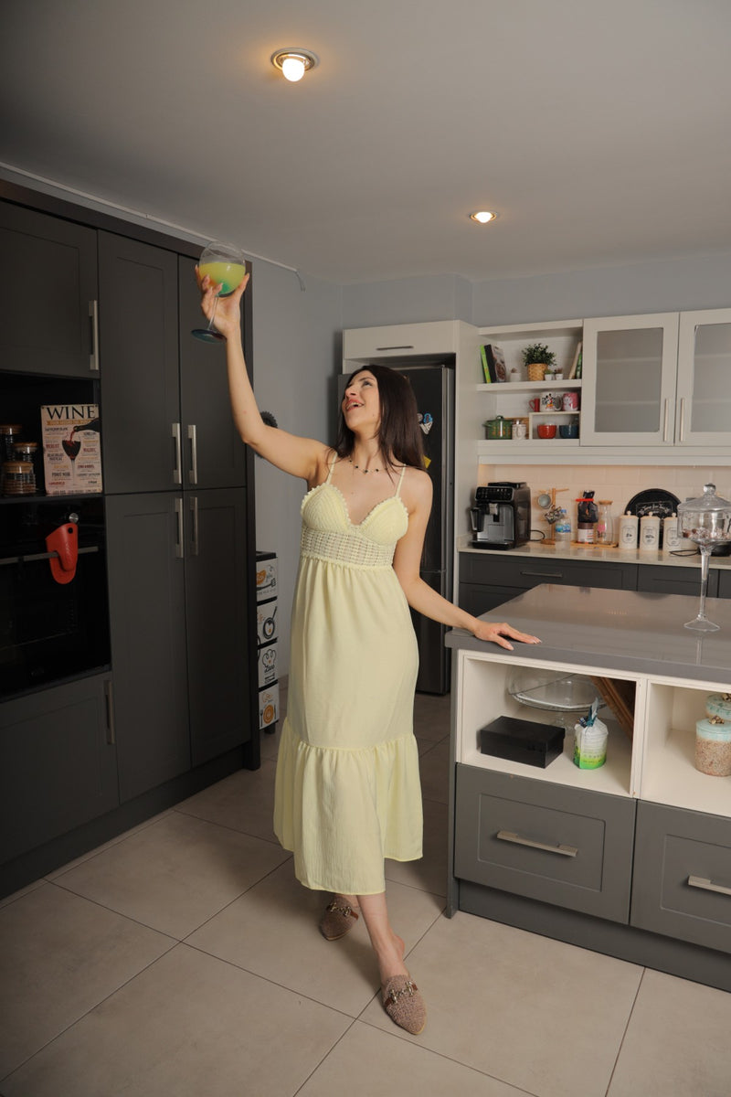 Sarı Örme Göğüs Detaylı Elbise