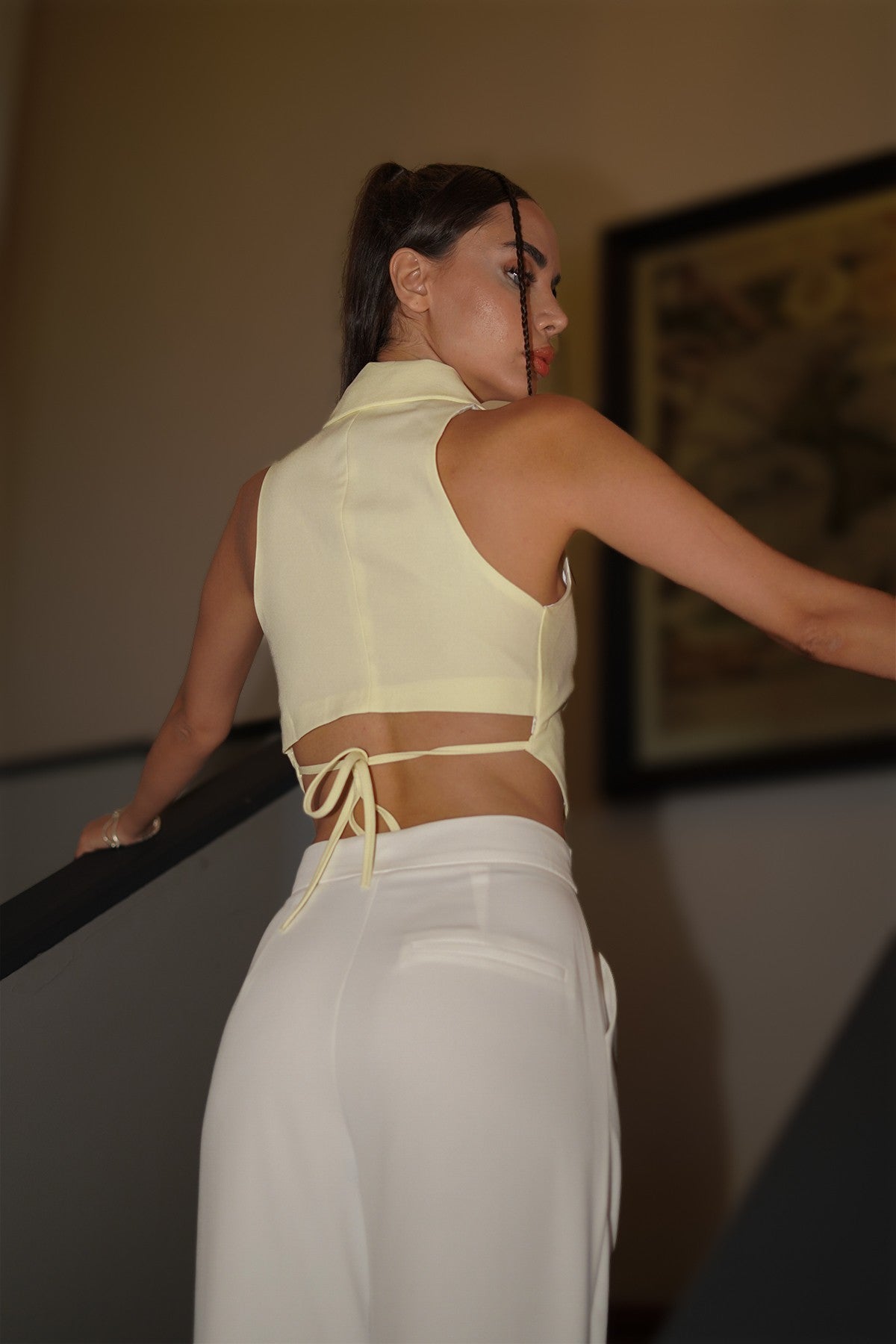 Sarı Bel Detaylı Yelek