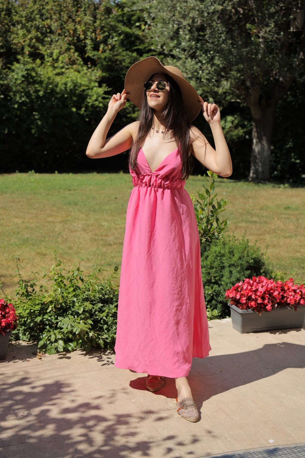 Pembe Askılı Sırt Detaylı Elbise