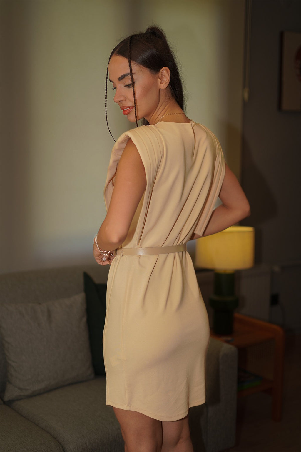 Vatkalı Ekru Mini Elbise