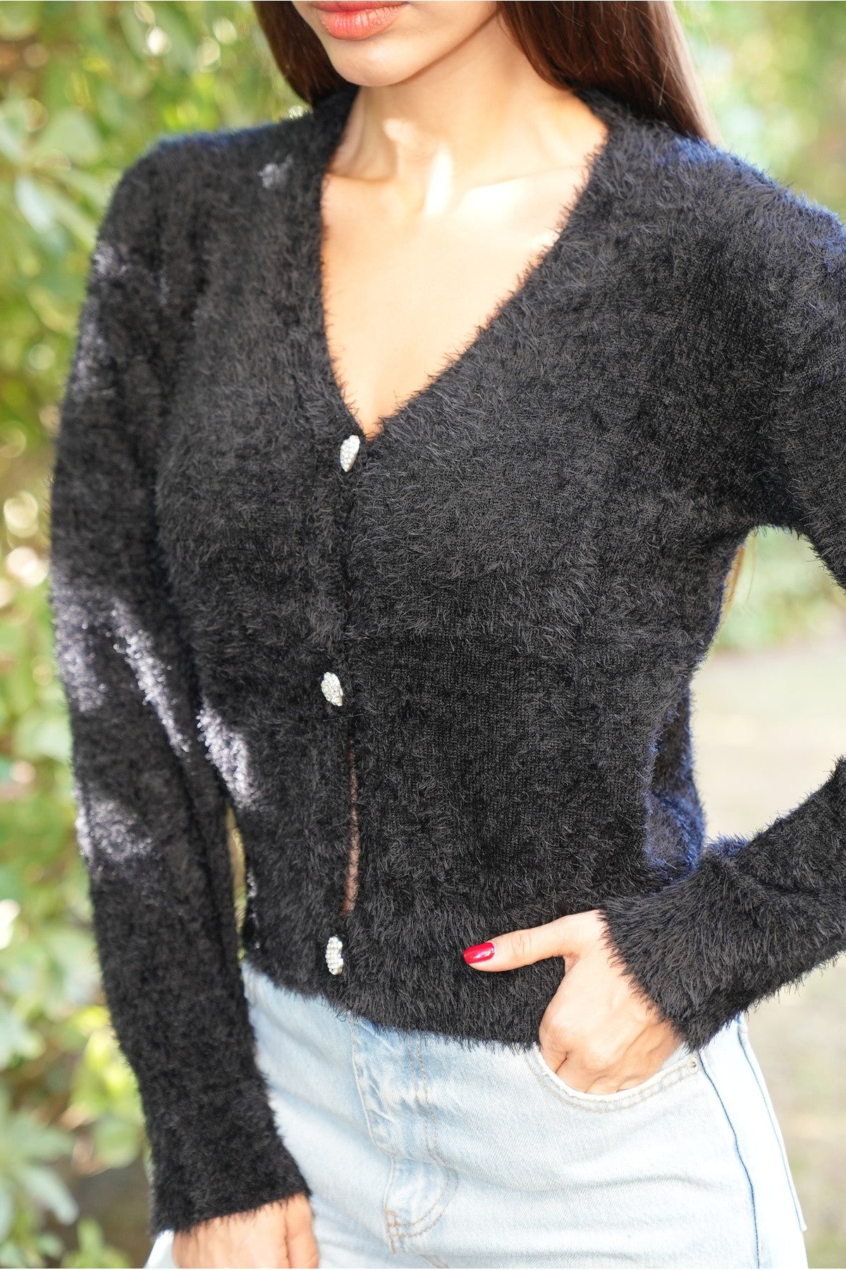 Siyah Düğme Kalp Detaylı Hırka