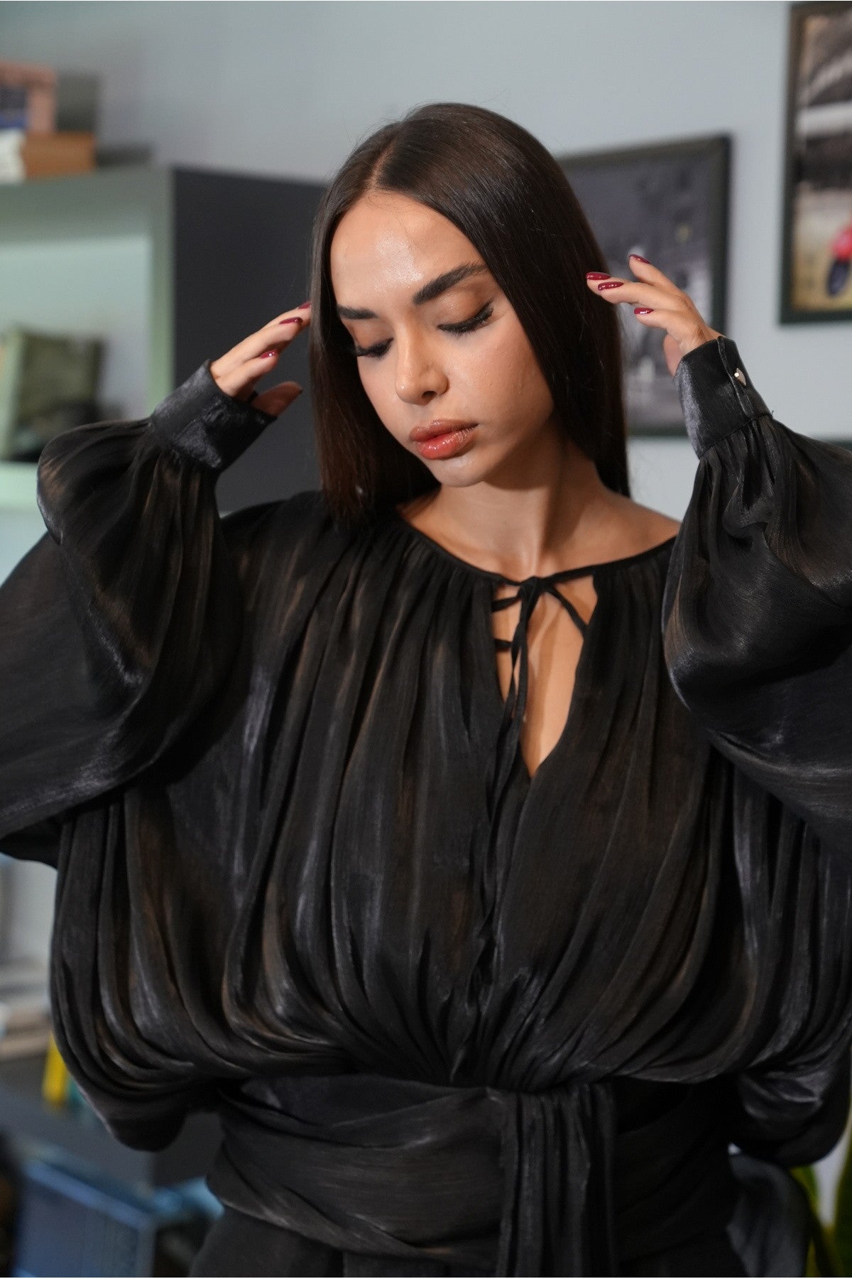 Siyah Şort Detaylı Tüllü Elbise