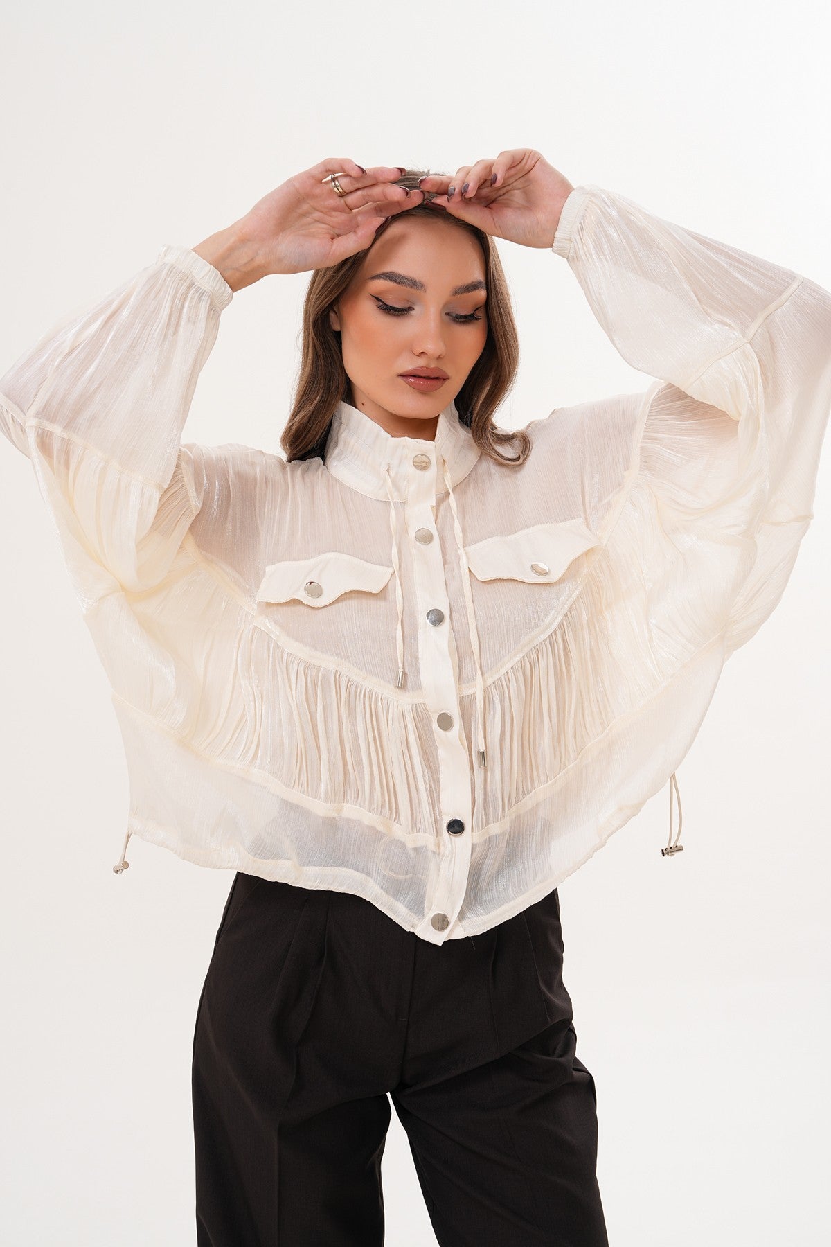 Transparan Vanilya Rengi Düğmeli Ceket