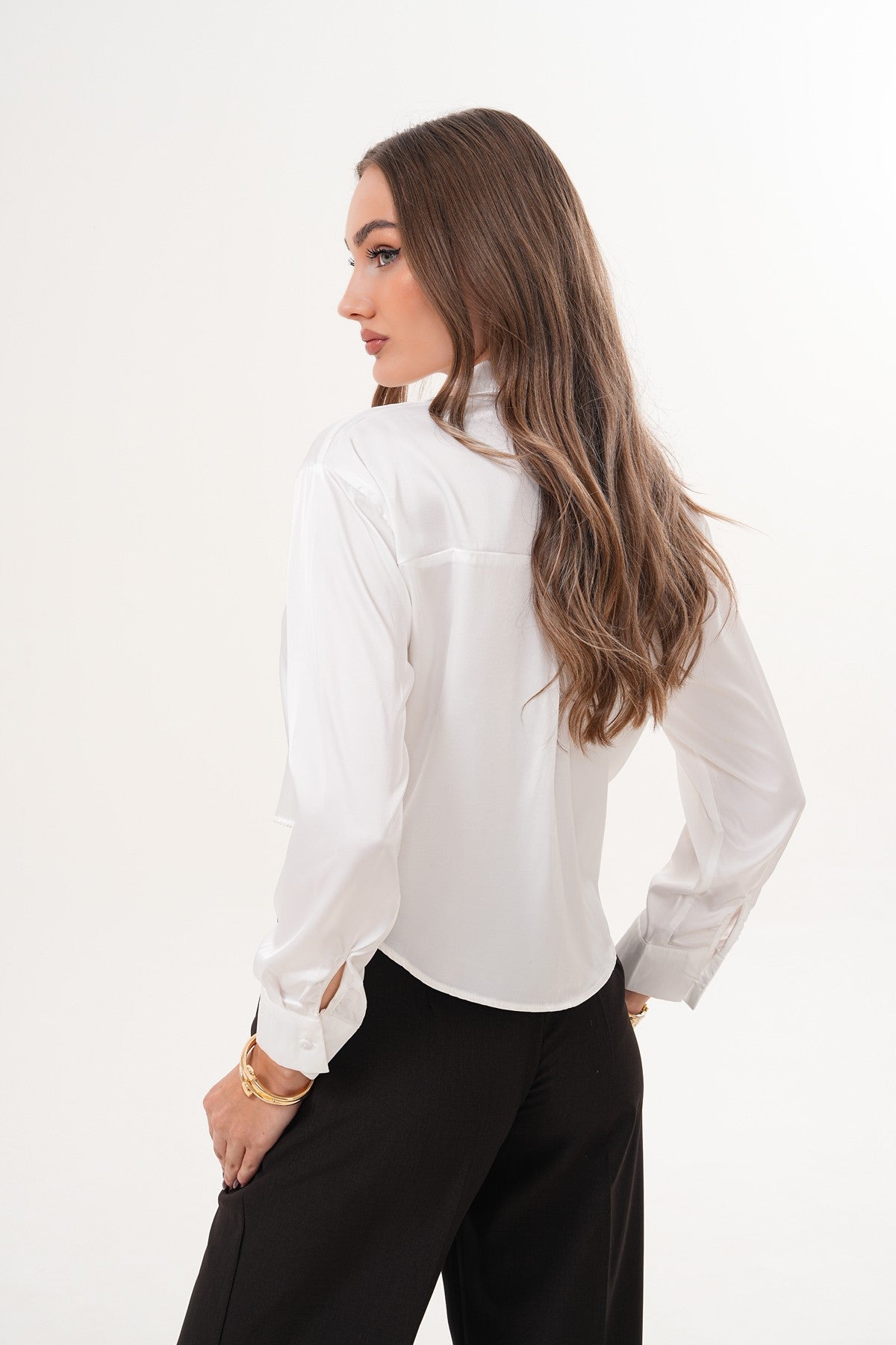 Beyaz Saten Gömlek