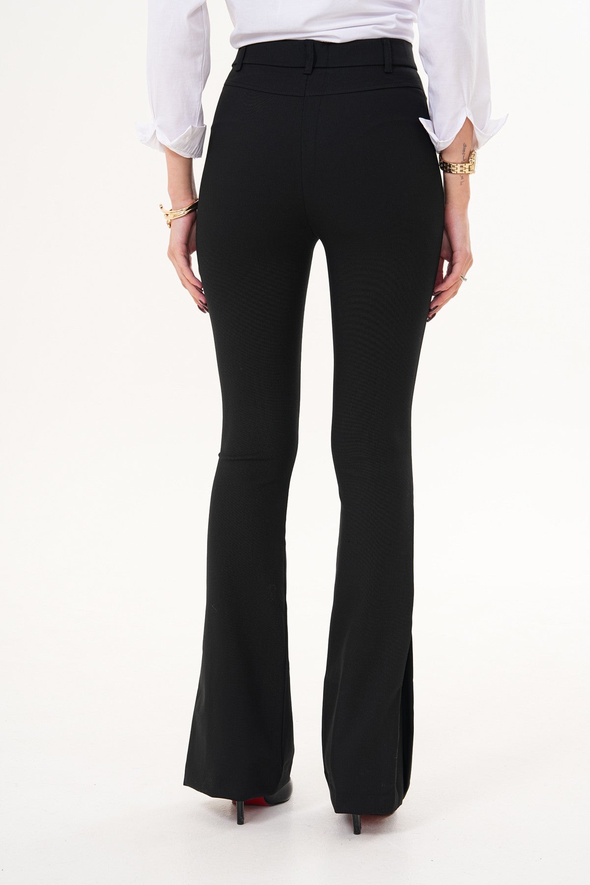 Siyah Dalgıç Kumaş Paça Yırtmaç Detaylı İspanyol Pantolon