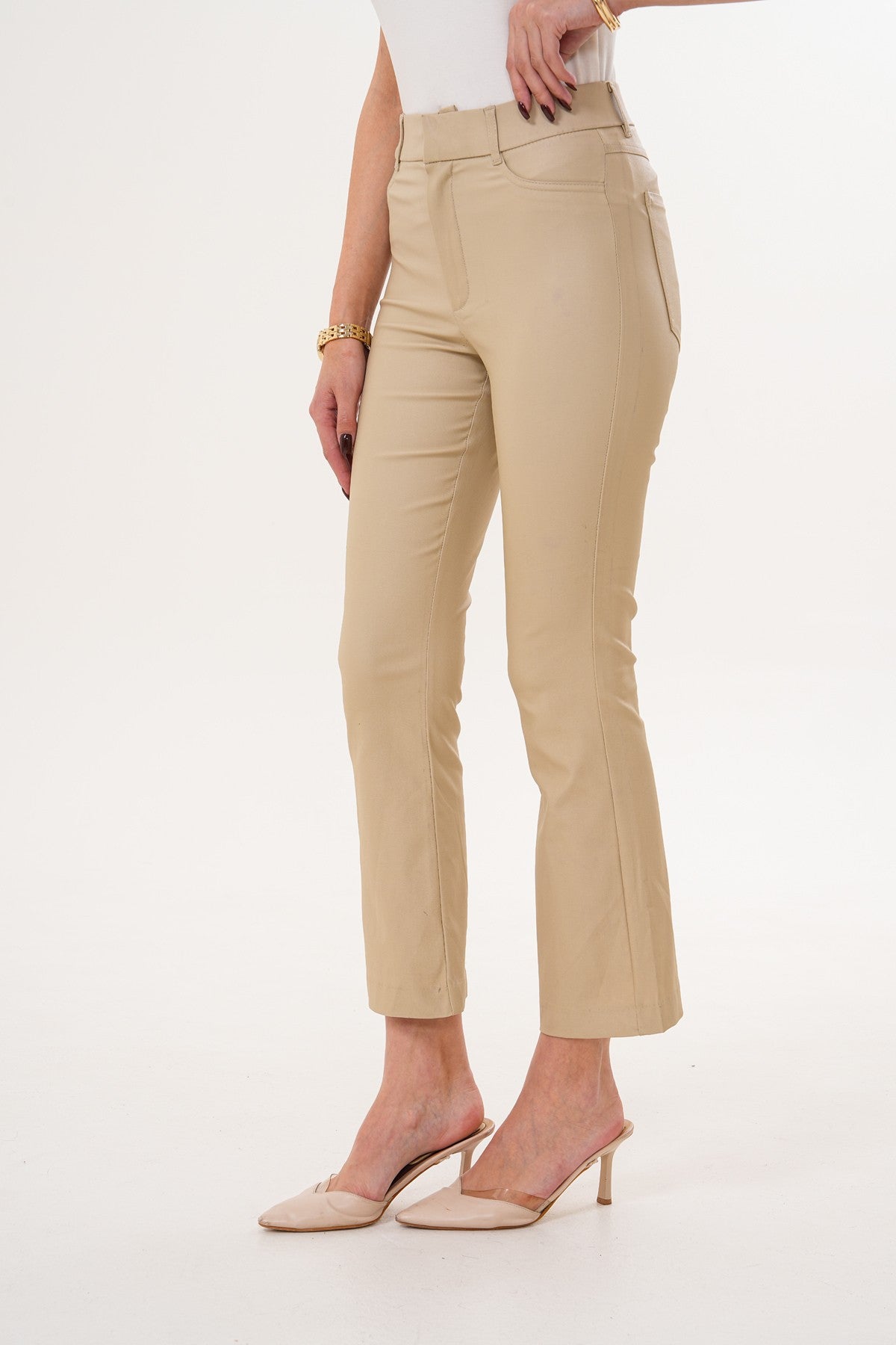 Bej Renk Mumlu Pantolon