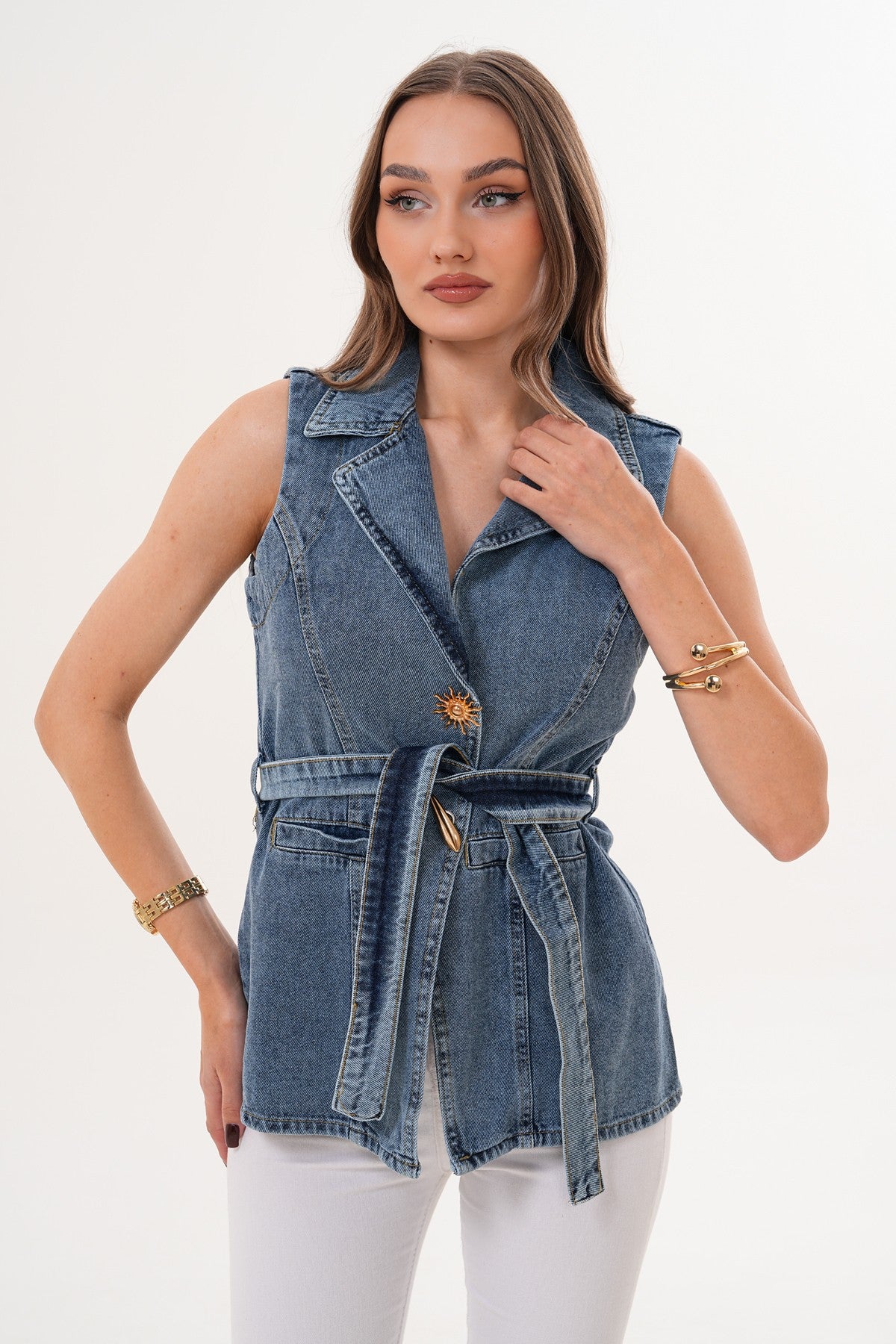 Kemerli Ön Düğme Detaylı Yelek