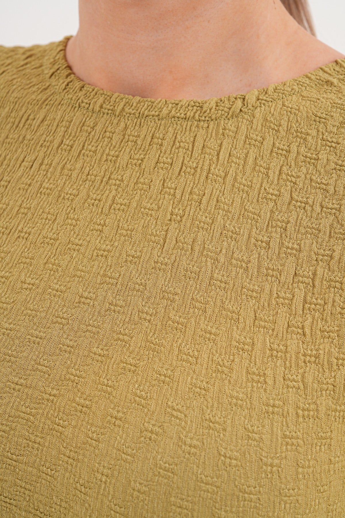 Yağ Yeşili Sırt Detaylı Jakar Kumaş Mini Elbise