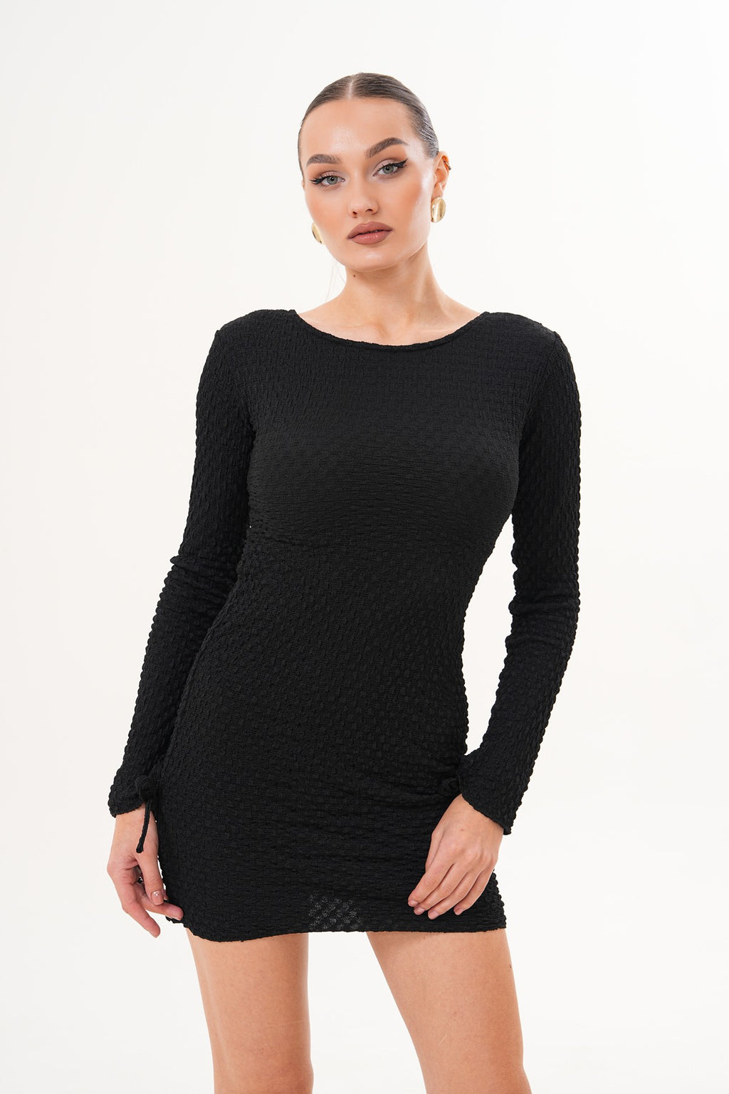 Siyah Mini Sırt Detaylı Jakar Kumaş Elbise