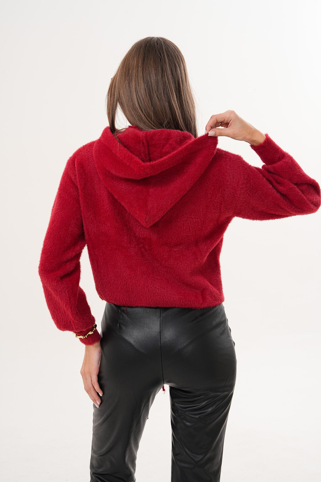 Kırmızı Düğme Detaylı Yumuşak Triko Kazak